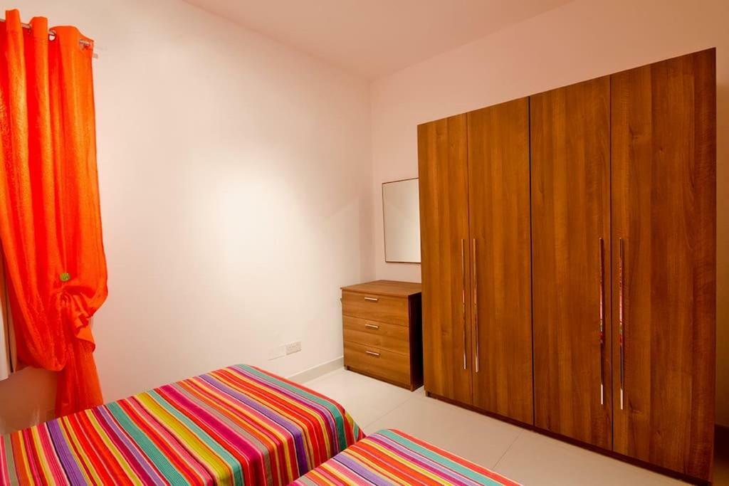 Crescent Court F Apartamento St. Paul's Bay Exterior foto